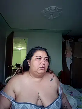 curvy diva  online show from November 24, 10:31 pm