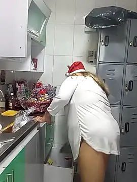 curvy diva  online show from December 23, 11:08 am