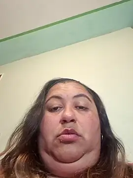 curvy diva  online show from February 12, 2:28 am