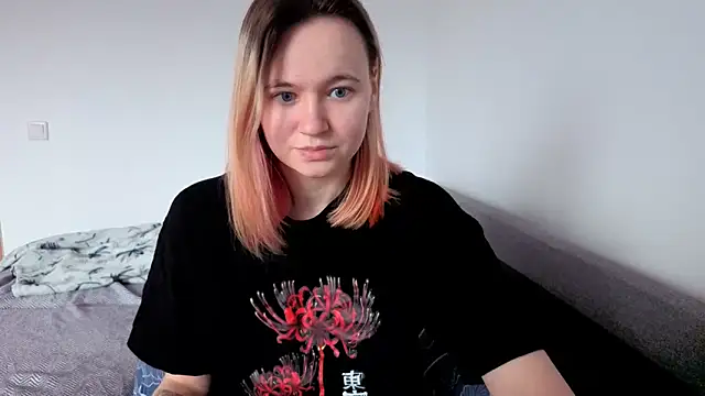 Ericha Stone online show from May 10, 2:06 am