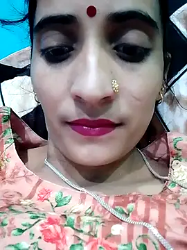 Snapshot of Pahadi_couple chatting on October 5, 3:49 am Pahadi couple online show from October 5, 3:49 am