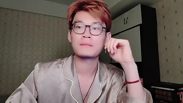 Dancer03 online show from September 12, 4:40 pm