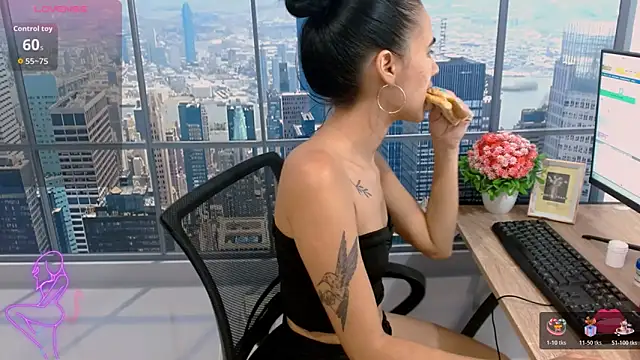 Snapshot of vanesa19_ chatting on November 6, 2:18 pm vanesa19 online show from November 6, 2:18 pm