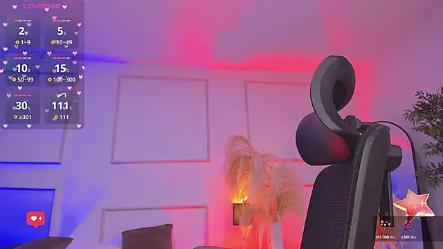 Snapshot of Emilywillis8 chatting on November 24, 1:11 pm Emilywillis8 online show from November 24, 1:11 pm