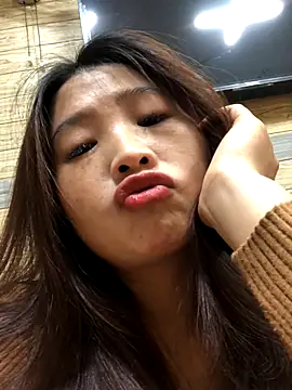 Snapshot of LiLy-0477 chatting on October 8, 5:32 pm LiLy-0477 online show from October 8, 5:32 pm