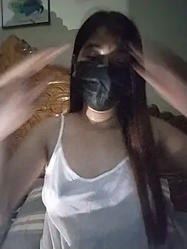 midnightmuse-03 online show from June 20, 5:49 pm