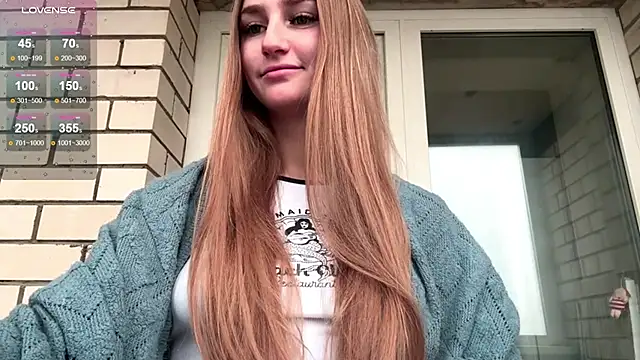 Snapshot of SweetJinny88 chatting on November 29, 7:33 am SweetJinny88 online show from November 29, 7:33 am