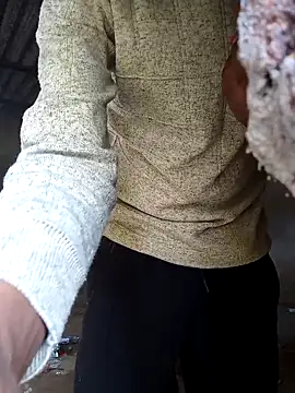 Snapshot of onlymasti00 chatting on November 3, 1:40 am onlymasti00 online show from November 3, 1:40 am