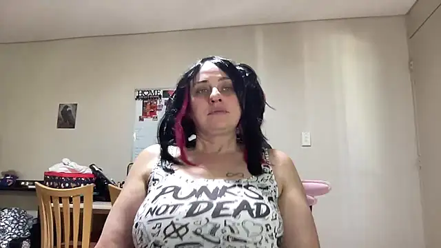 TheSilentCrown online show from July 11, 12:13 am