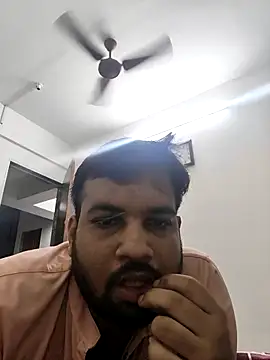 vinay smalldick online show from April 29, 5:06 pm