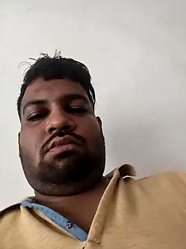Snapshot of vinay_smalldick chatting on May 10, 1:22 am vinay smalldick online show from May 10, 1:22 am