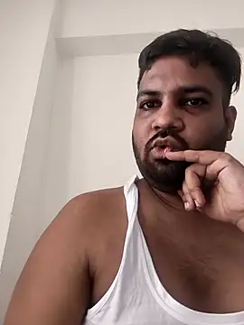 Snapshot of vinay_smalldick chatting on May 11, 11:38 am vinay smalldick online show from May 11, 11:38 am