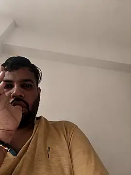 Snapshot of vinay_smalldick chatting on May 21, 2:51 am vinay smalldick online show from May 21, 2:51 am