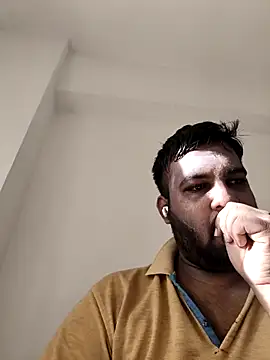 Snapshot of vinay_smalldick chatting on May 26, 2:29 am vinay smalldick online show from May 26, 2:29 am
