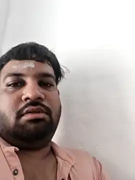 Snapshot of vinay_smalldick chatting on June 6, 5:23 am vinay smalldick online show from June 6, 5:23 am