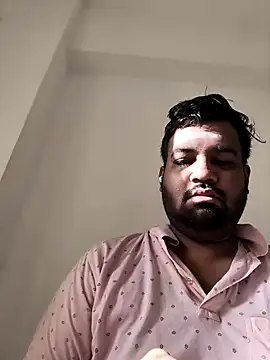 Snapshot of vinay_smalldick chatting on June 9, 2:23 am vinay smalldick online show from June 9, 2:23 am