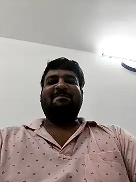 Snapshot of vinay_smalldick chatting on June 11, 3:43 pm vinay smalldick online show from June 11, 3:43 pm