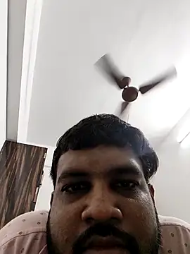 Snapshot of vinay_smalldick chatting on June 12, 3:55 pm vinay smalldick online show from June 12, 3:55 pm