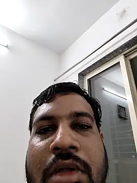 Snapshot of vinay_smalldick chatting on June 14, 3:25 pm vinay smalldick online show from June 14, 3:25 pm