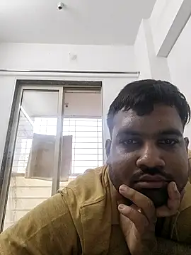 Snapshot of vinay_smalldick chatting on July 7, 4:04 am vinay smalldick online show from July 7, 4:04 am