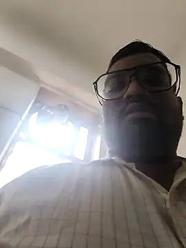 Snapshot of vinay_smalldick chatting on July 13, 12:19 pm vinay smalldick online show from July 13, 12:19 pm