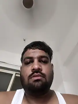 Snapshot of vinay_smalldick chatting on July 15, 3:39 pm vinay smalldick online show from July 15, 3:39 pm