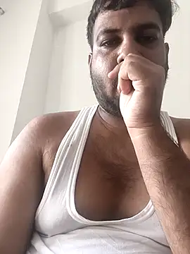 Snapshot of vinay_smalldick chatting on July 21, 4:59 am vinay smalldick online show from July 21, 4:59 am