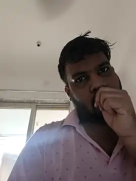 Snapshot of vinay_smalldick chatting on July 27, 4:19 am vinay smalldick online show from July 27, 4:19 am