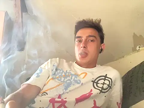 Snapshot of Jock131 chatting on September 21, 9:33 am Jock131 online show from September 21, 9:33 am