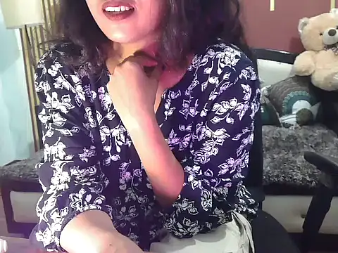 shaalu sharma online show from November 25, 5:51 am