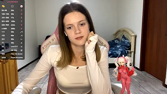 Snapshot of VibeQueenLucy chatting on September 20, 4:08 pm VibeQueenLucy online show from September 20, 4:08 pm