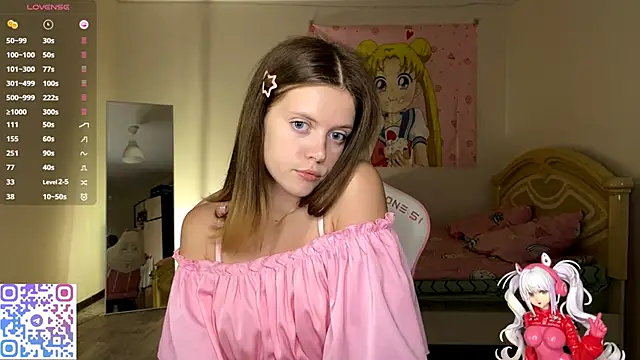 Snapshot of VibeQueenLucy chatting on October 22, 2:17 pm VibeQueenLucy online show from October 22, 2:17 pm