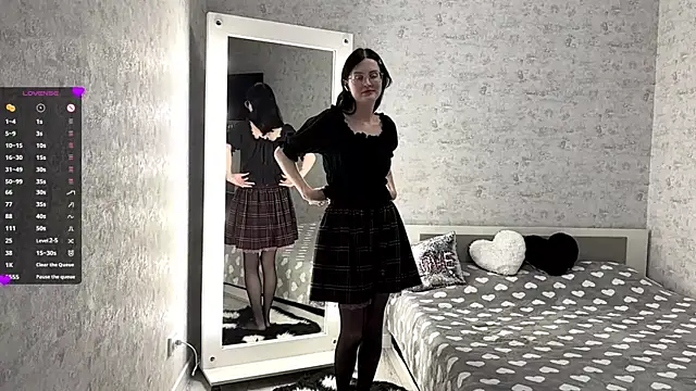 FakeLamb online show from October 13, 9:04 pm