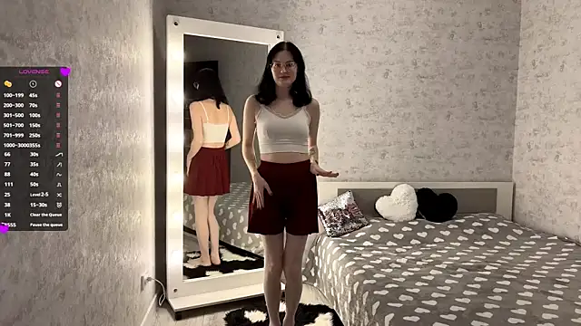 FakeLamb online show from October 18, 9:04 pm