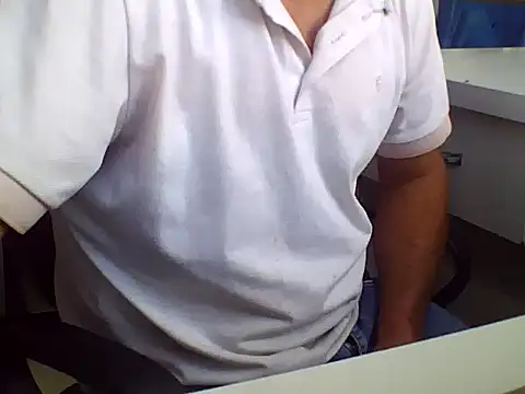 Snapshot of AMCIKSEVER42 chatting on October 7, 12:24 pm AMCIKSEVER42 online show from October 7, 12:24 pm