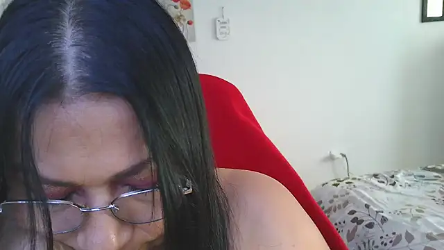 Snapshot of LissafeetHott chatting on May 16, 7:34 pm LissafeetHott online show from May 16, 7:34 pm