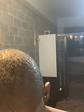 Snapshot of Vince_Favent chatting on September 16, 1:17 am Vince Favent online show from September 16, 1:17 am