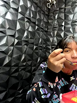 Snapshot of lil_charme chatting on September 11, 5:57 pm lil charme online show from September 11, 5:57 pm