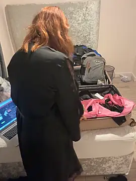 Snapshot of IrishmilfAnna chatting on November 3, 8:54 pm IrishmilfAnna online show from November 3, 8:54 pm