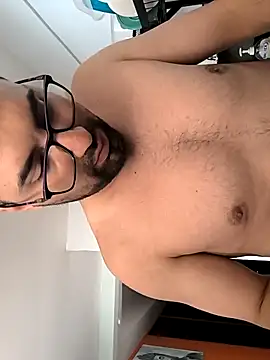 Snapshot of Jharicio-89 chatting on October 5, 3:21 pm Jharicio-89 online show from October 5, 3:21 pm