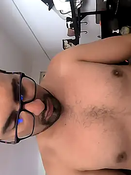 Snapshot of Jharicio-89 chatting on November 5, 4:18 pm Jharicio-89 online show from November 5, 4:18 pm