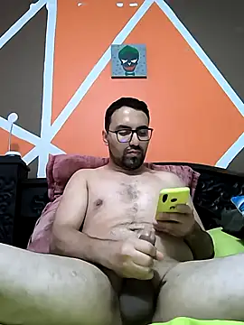 Snapshot of Jharicio-89 chatting on November 28, 6:10 pm Jharicio-89 online show from November 28, 6:10 pm