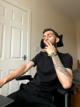 mixedcouplee69 online show from October 12, 3:33 pm