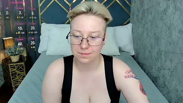 AlexandraGreen online show from December 21, 4:14 pm