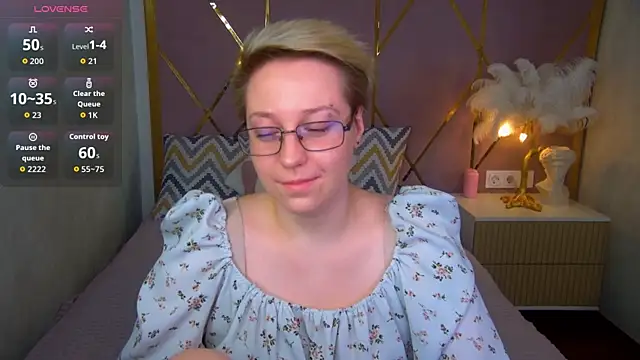 AlexandraGreen online show from February 16, 10:06 pm