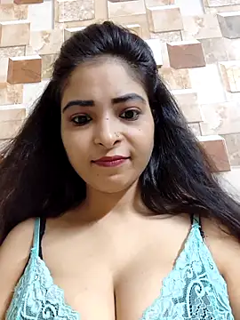 QUEEN-ADITI online show from September 28, 2:55 pm
