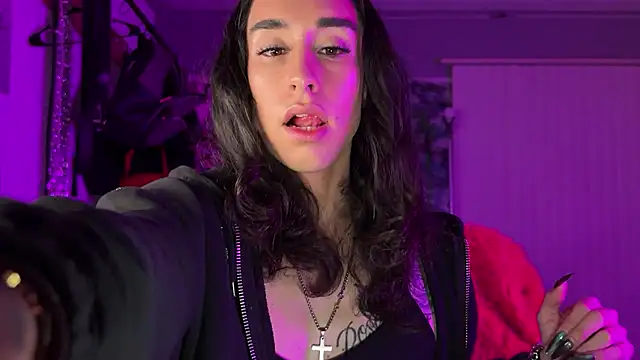 xoFrankie online show from February 19, 2:51 am