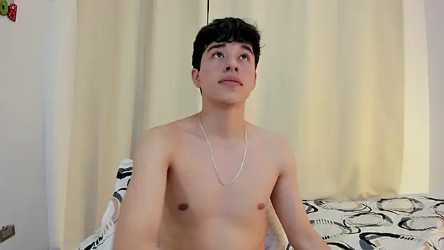 mrhot night online show from November 13, 1:04 am