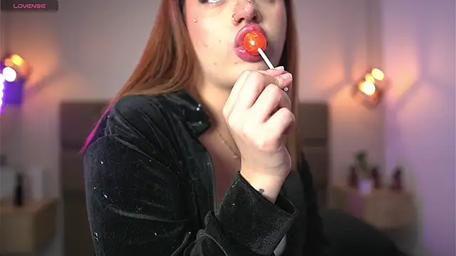 Julieth Rojas online show from July 21, 4:15 am