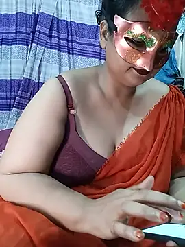 Tanisha-Chy online show from June 14, 5:59 pm